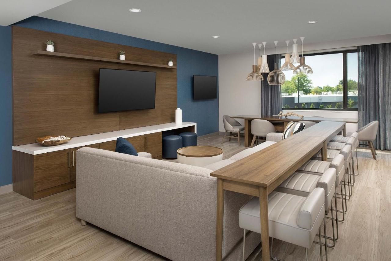 Hotel Element Seattle Sea-tac Airport 3*