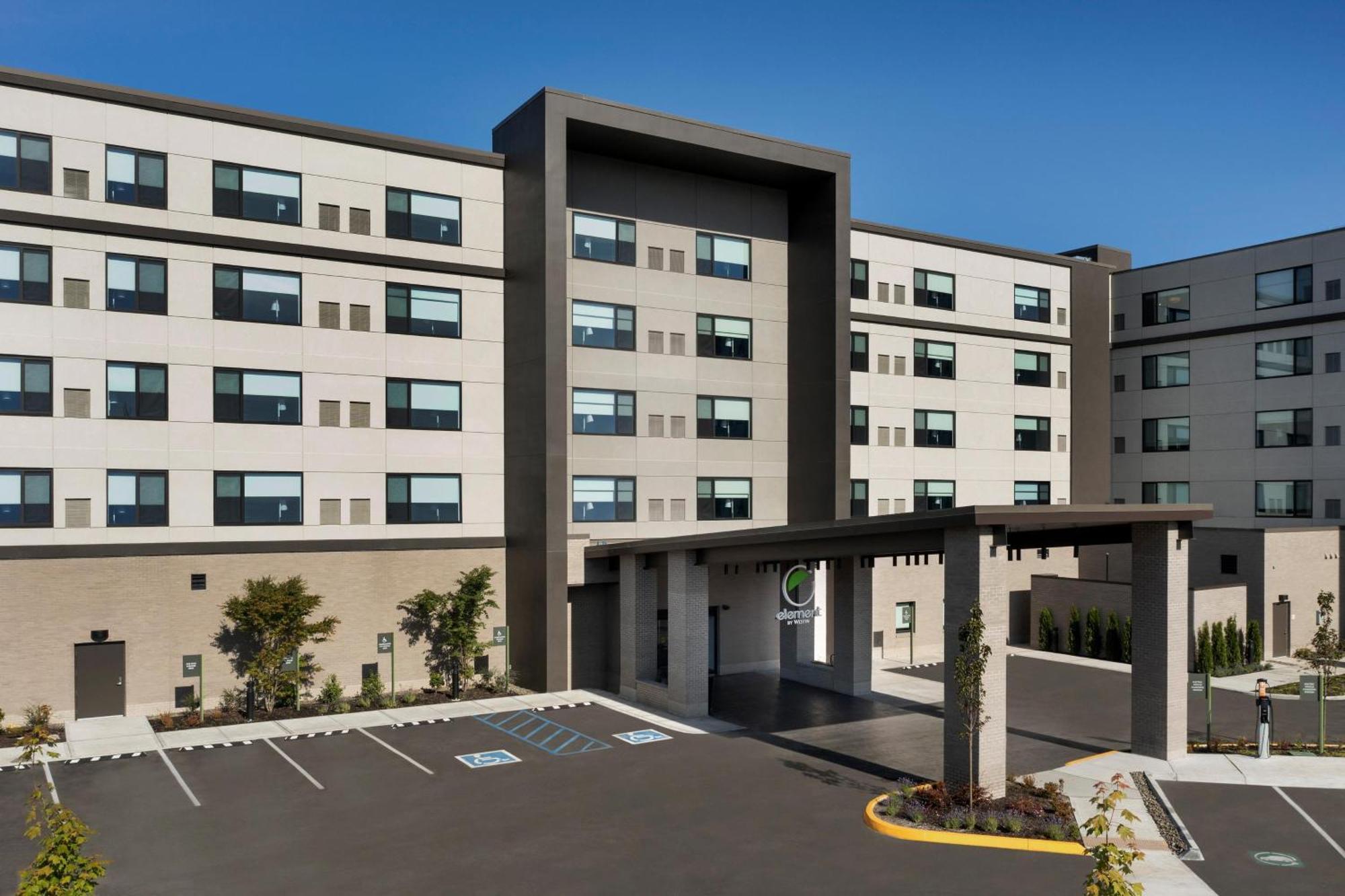 Hotel Element Seattle Sea-tac Airport 3*